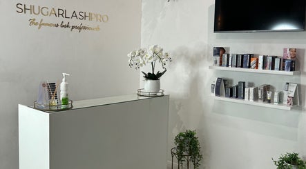 Shugarlashpro | Central Square