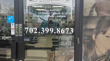 Giselle's Beauty Salon, bilde 3