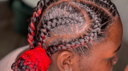 Immagine 2, Ava Braided It
