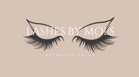 Lashes by Mols