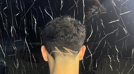 Image de Valentinostyle.cuts 3