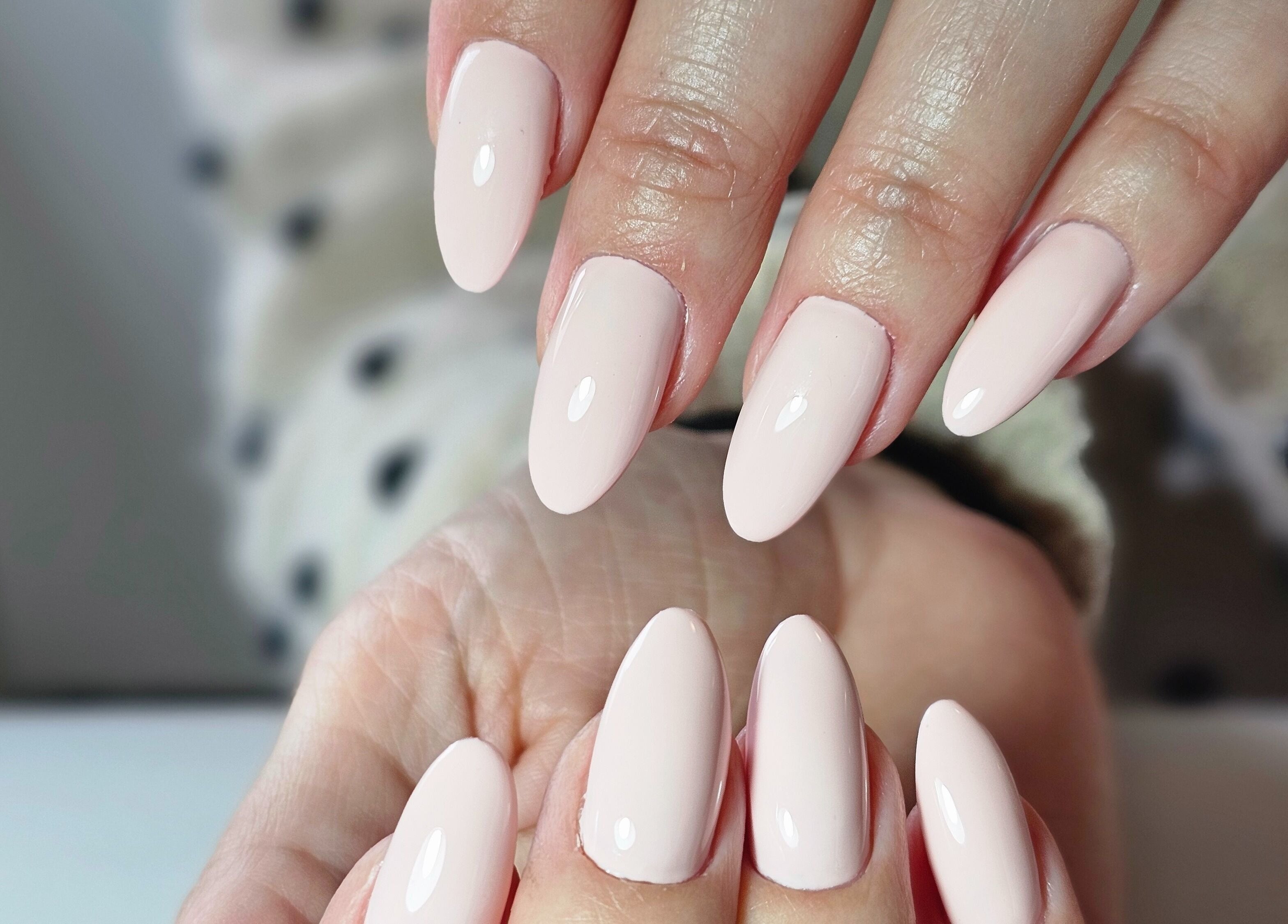 Perfekte manikyr hos Vanilla Nails by Koziol i Bodø, Nordland, NO.