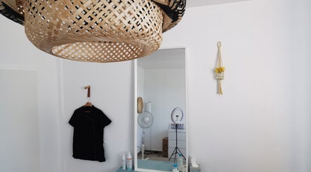 Bronzage Studio image 3