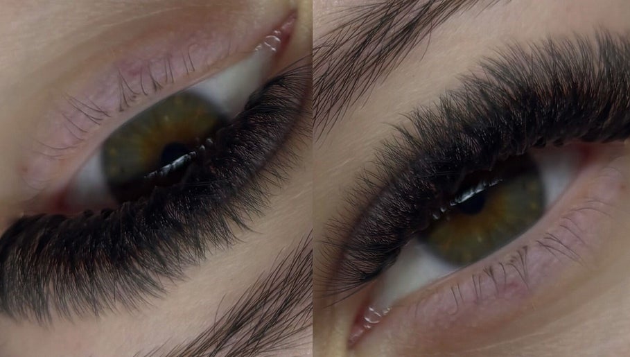 Close-up of eyelash extensions by Sculpted by Sylvie, Gainsborough, England, GB. Exquisite detail and precision.