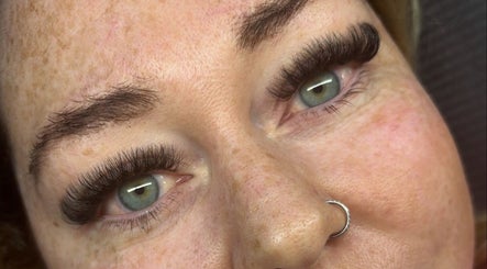 Close-up of elegant eyelash extensions at Sculpted by Sylvie, Gainsborough, England, GB.