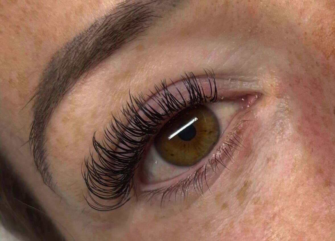 Close-up of expertly crafted eyelash extensions at Sculpted by Sylvie, Gainsborough, England, GB.