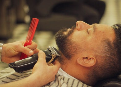 Expert beard grooming at Fade O Clock in Dublin, County Dublin, IE. Experience precise facial hair styling.