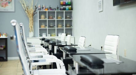 Beauty Nails and Spa