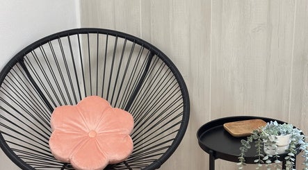 Au Salon de Camille, bilde 3