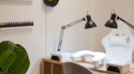 Espace détente moderne chez Au Salon de Camille, Mantry, Bourgogne-franche-comté, FR.