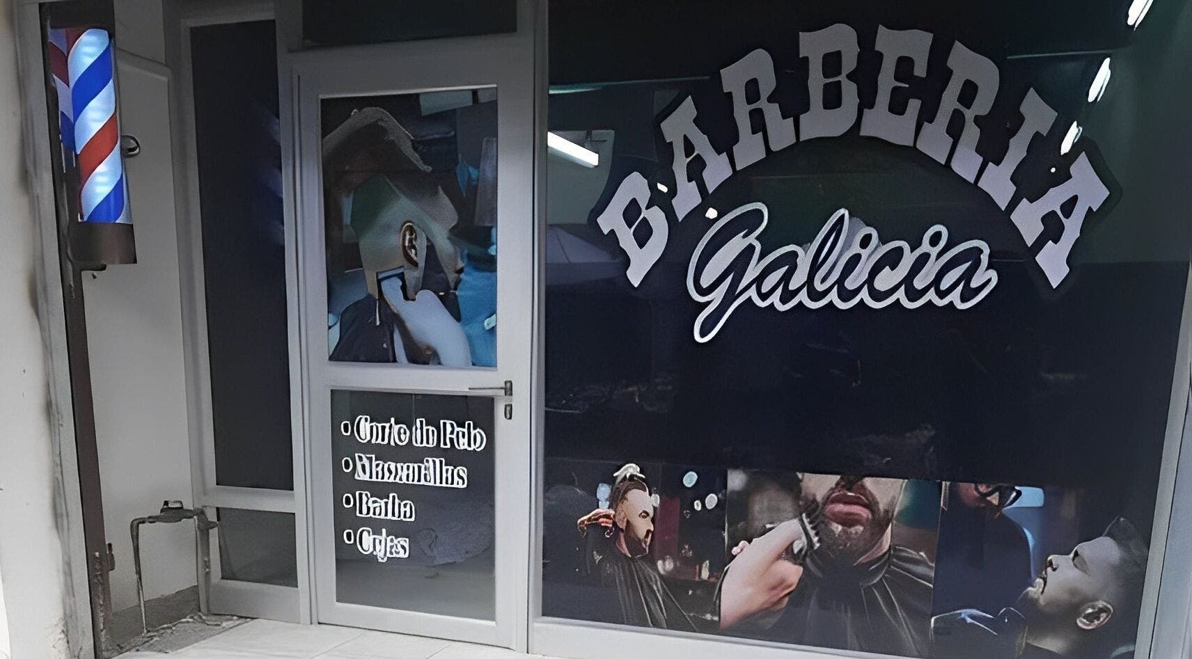 Fachada de Barberia Galicia en Santiago, Región Metropolitana, CL. Estilo moderno y acogedor.