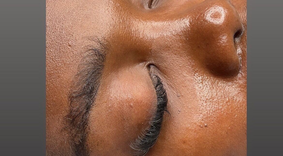 Closeup of expertly extended lash at Opulent Lash Express, Georgetown, Demerara-Mahaica, GY.