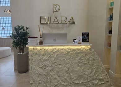 Luxurious reception at Dilara Beauty Salon with elegant decor, located in دبي, دبي, AE.
