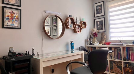 Chic interior of HAIRBÜRY salon in Montréal, Québec, CA with modern decor and beauty products.