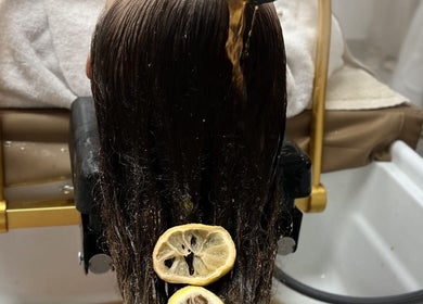Hair treatment with lemon slices at MAISON JULINE, Il-GZIRA, MT. Experience natural beauty care.