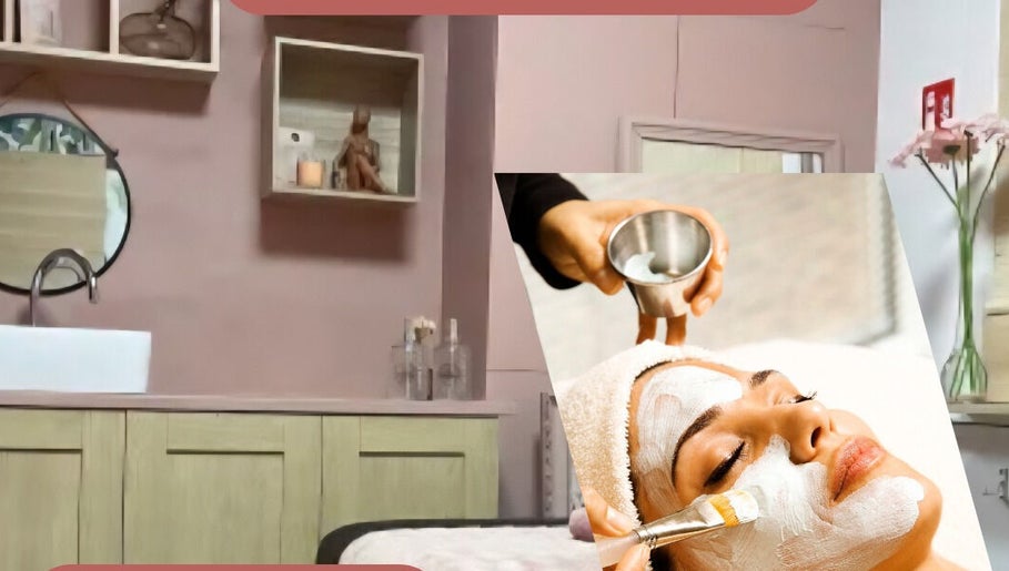 Soin du visage à Ma Petite beauté by Fathia.N, Villeneuve-d'ascq, Hauts-de-france, FR. Ambiance relaxante spa.