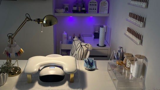 Nina’s Nail Studio
