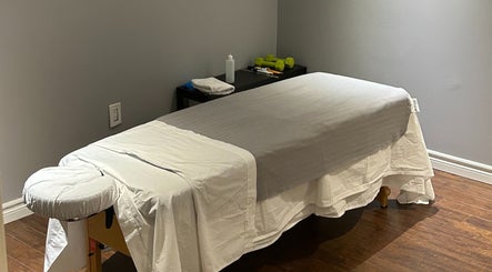 Relax & Renew Massage Therapy