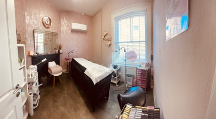 LB Skin Clinic