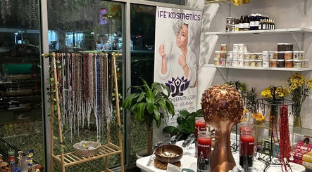 Εικόνα Eclectic Faith Botanica and Wellness 3