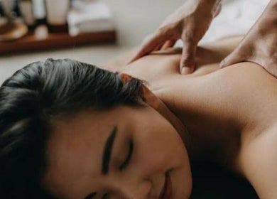 Pijat relaksasi di Massage Oil Home Spa, Kalimantan Tengah, Kalimantan Tengah, ID.