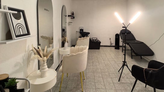 Virtuosa Hair Care