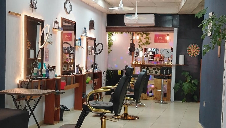 Tactical Barber billede 1