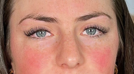 Close-up of eyelash extensions from Lash Artistry by Mikayla in Melbourne, Victoria, AU.