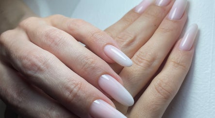 32.34.nails billede 2