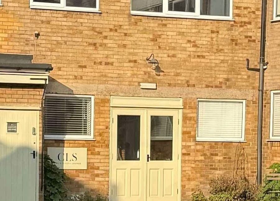 Front entrance of Extendedbyg in Doncaster, England, GB, highlighting its classic brick exterior.