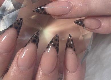 Leopard print stiletto nails at Ella's Nails & Lash Studio Middelburg, Middelburg, Mpumalanga, ZA.
