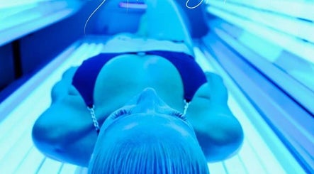 Glow Tan Artistry Hartenbos image 3