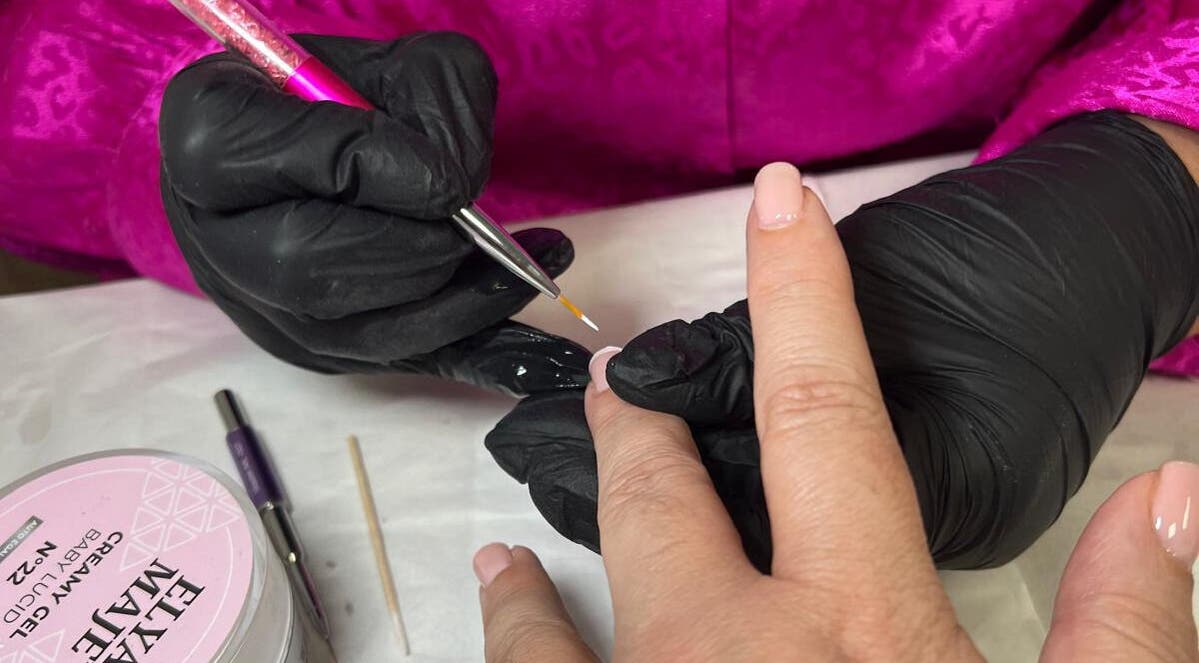 Détail d'une manucure chez Rosezesté, Montaigu-vendée, Pays De La Loire, FR.