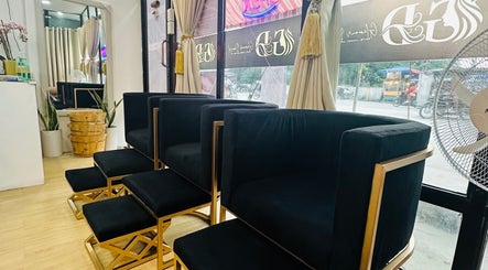Εικόνα Glamor Damsel Salon and Spa 2