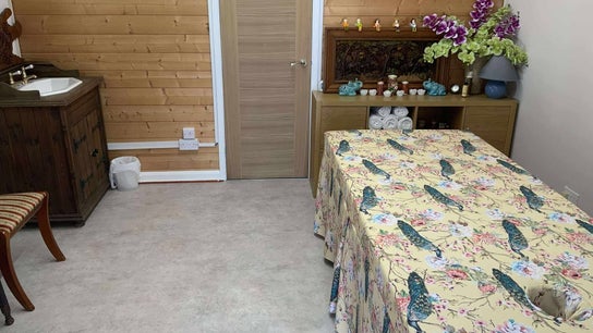 Oak Barn Thai Massage in Lingfield