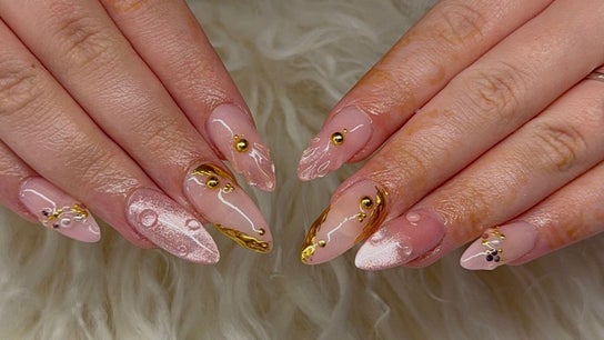 Leila Tunno Nails