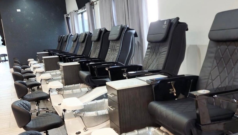 Grand Nail Spa, bilde 1