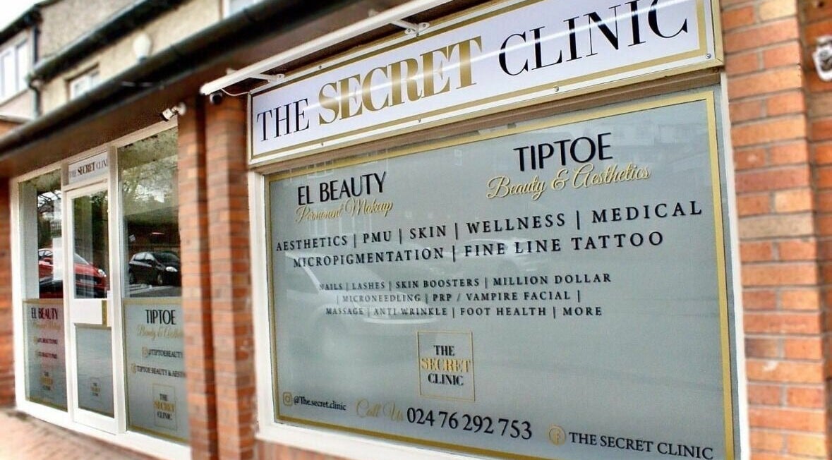 Exterior of Lume Lash Beauty at Nuneaton, England, GB showcasing aesthetic services.