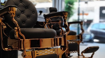 King's Throne Barbershop Kavala