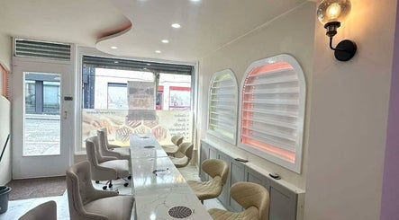 Posh Nails Lurgan image 2