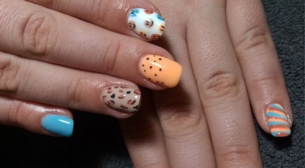 Hello Sunshine Beauty and Nails, bilde 2