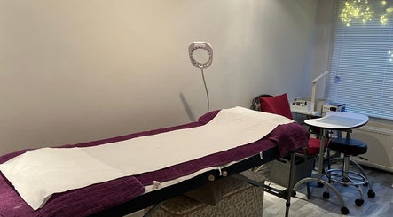 Relaxing treatment room at Delight Laser Spa, New Barnet, England, GB.