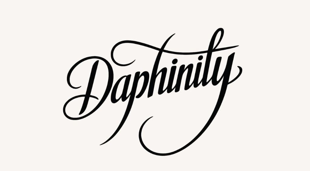Logo élégant de Daphinity à Serris, Île-de-France, FR offrant des services de beauté et bien-être.