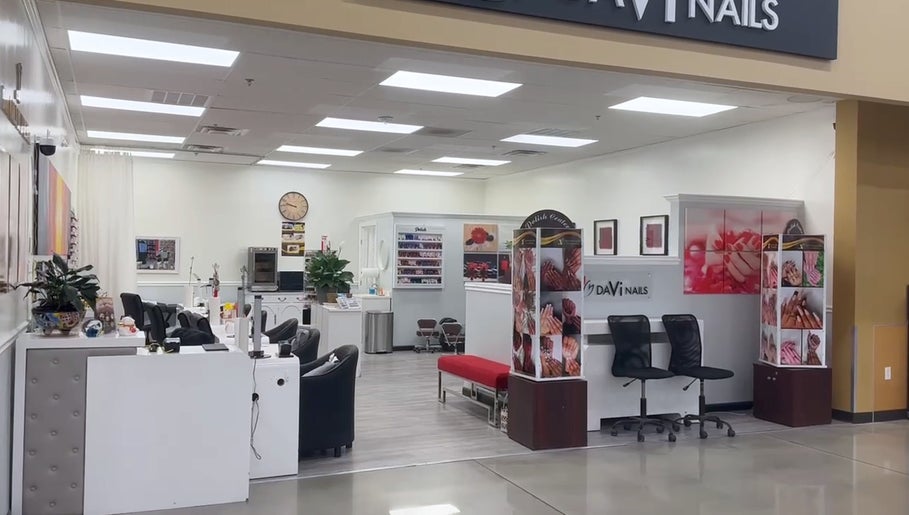 Davi Nails & Spa by LV – San Antonio image 1