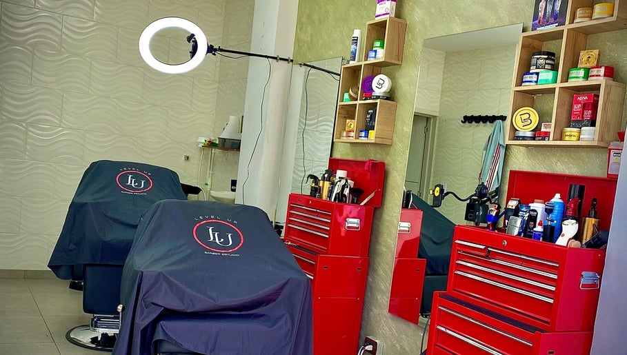 Level up barber studio image 1