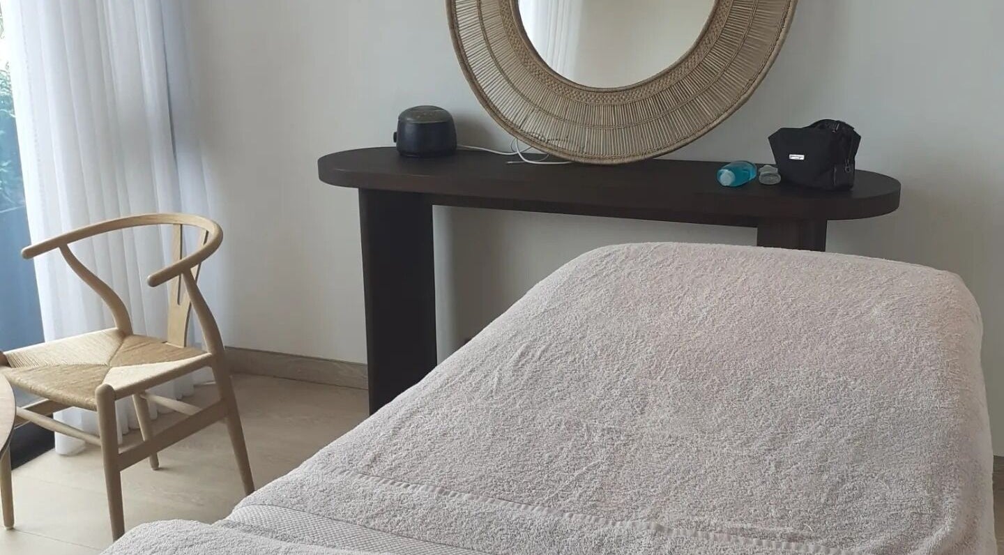 Massage room at CAPE TOWN TRAVELLING THERAPIST, Cape Town, Western Cape, ZA with a plush covered table.