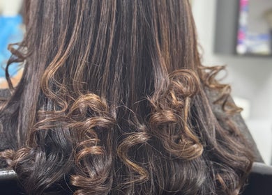 Beautifully styled curly hair at Nova Beauty Lab, Paramaribo, Paramaribo, SR.