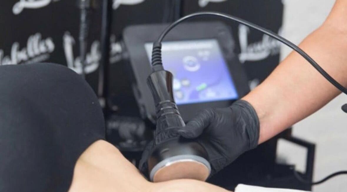 Body sculpting session at Define & Sculpt in Folkestone, England, GB featuring state-of-the-art equipment.