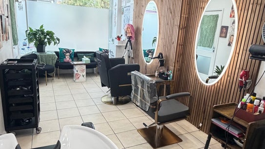 Eliabeautystudio Ladies HairSalon