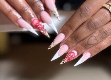 Intricate pink floral nail art at Kluxr Aesthetics, Birmingham, England, GB.